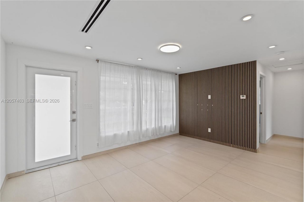 2706 Scott St, Unit 00, Hollywood, FL 33020 Photo
