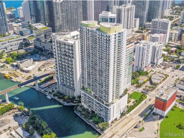 185 SW 7th St , Unit 3600, Miami, FL 33130
