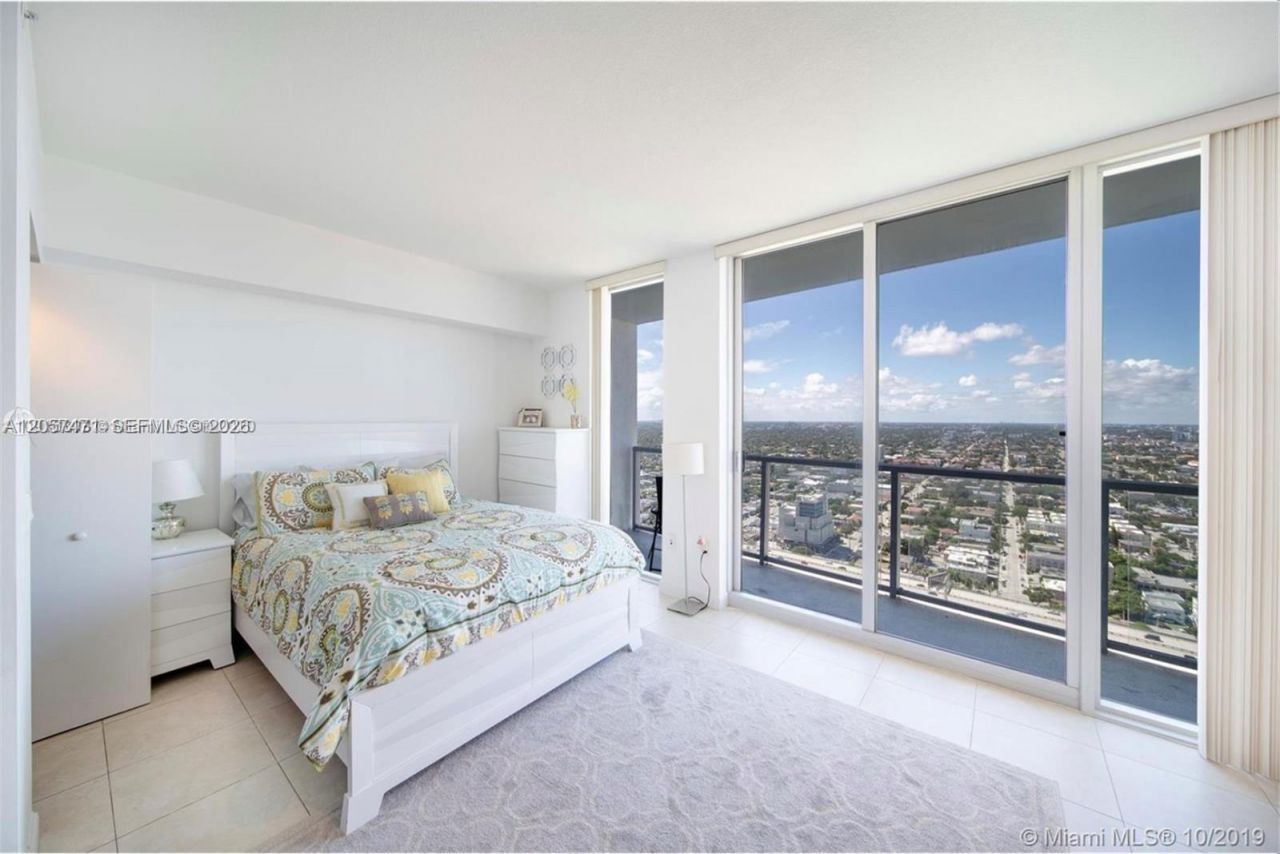 185 SW 7th St, Unit 3600, Miami, FL 33130 Photo