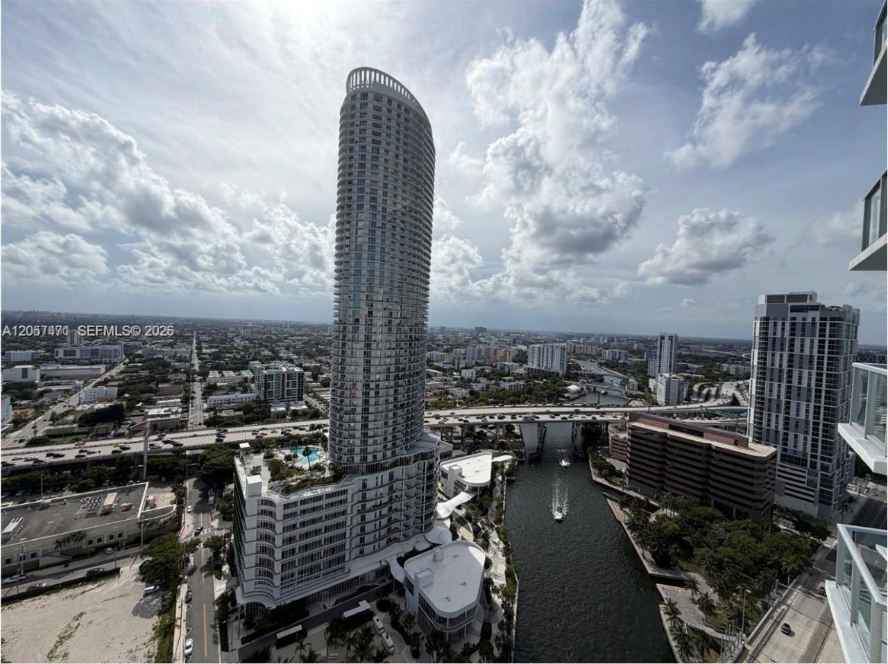185 SW 7th St, Unit 3600, Miami, FL 33130 Photo