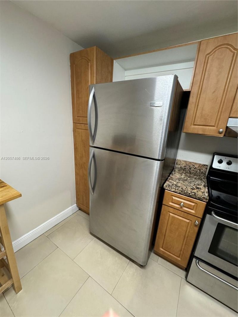 11243 SW 88 St , Unit 205F, Miami, FL 33176 Photo