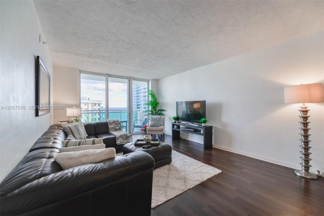 3000 S Ocean Dr , Unit 1506, Hollywood, FL 33019 Photo