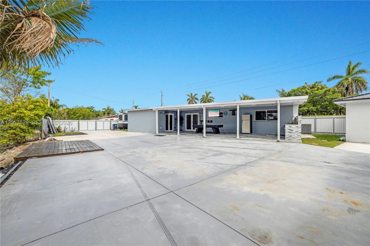 10350 SW 48th St , Unit 1, Miami, FL 33165 Photo