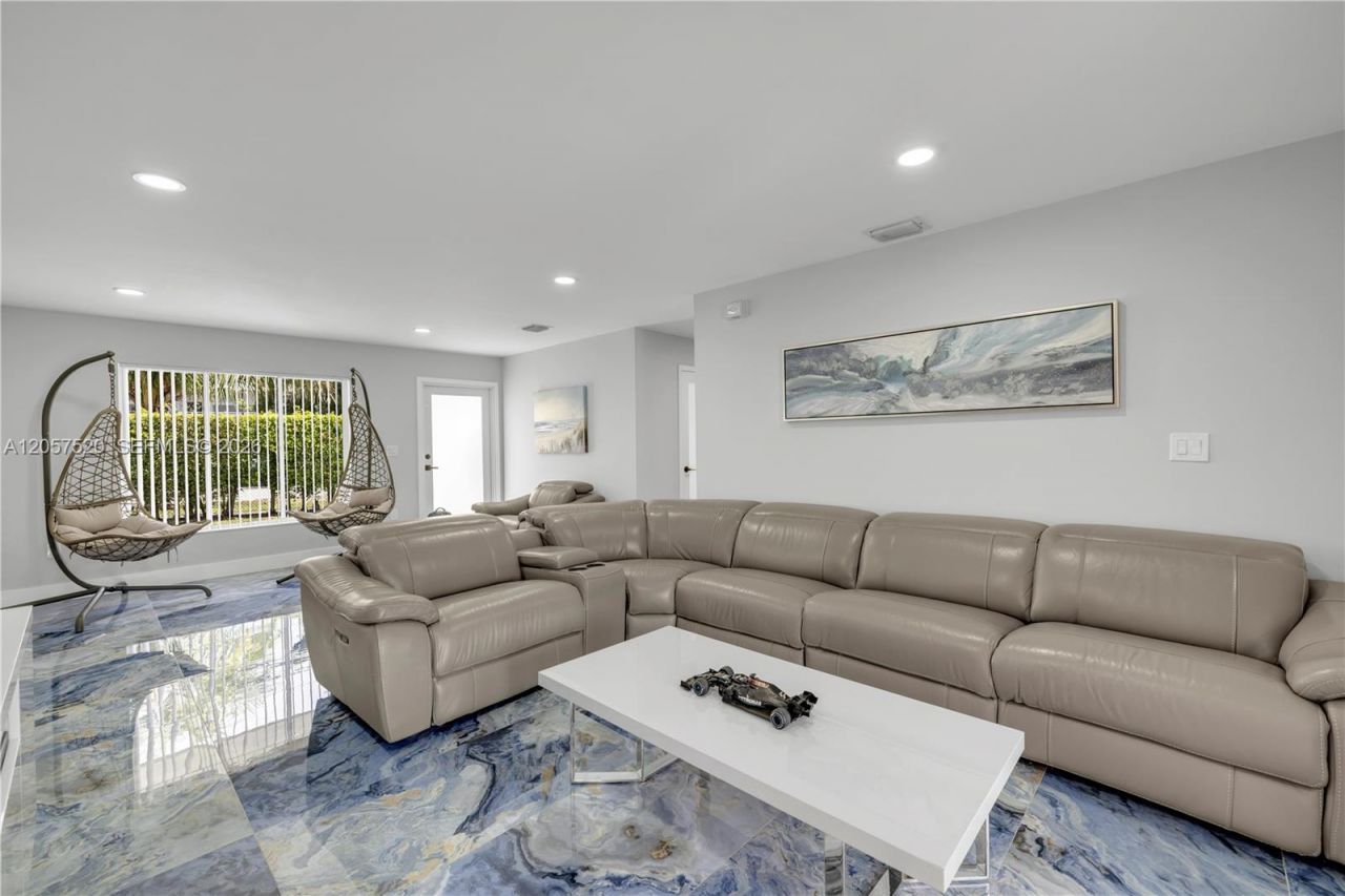 10350 SW 48th St , Unit 1, Miami, FL 33165 Photo
