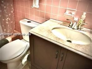 900 SW 11th Ave , Unit 17C, Hallandale Beach, FL 33009 Photo