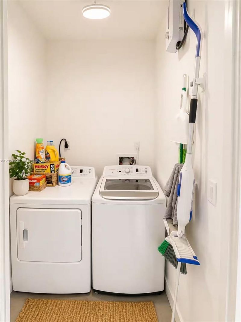 5712 Mayo St , Unit 2, Hollywood, FL 33023 Photo