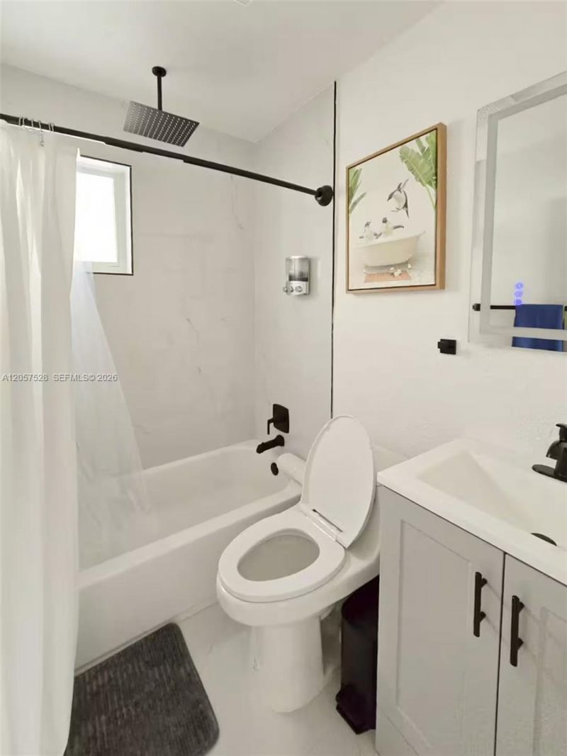 5712 Mayo St , Unit 2, Hollywood, FL 33023 Photo