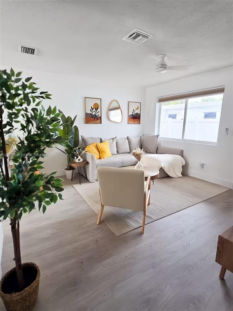 5712 Mayo St , Unit 2, Hollywood, FL 33023 Photo