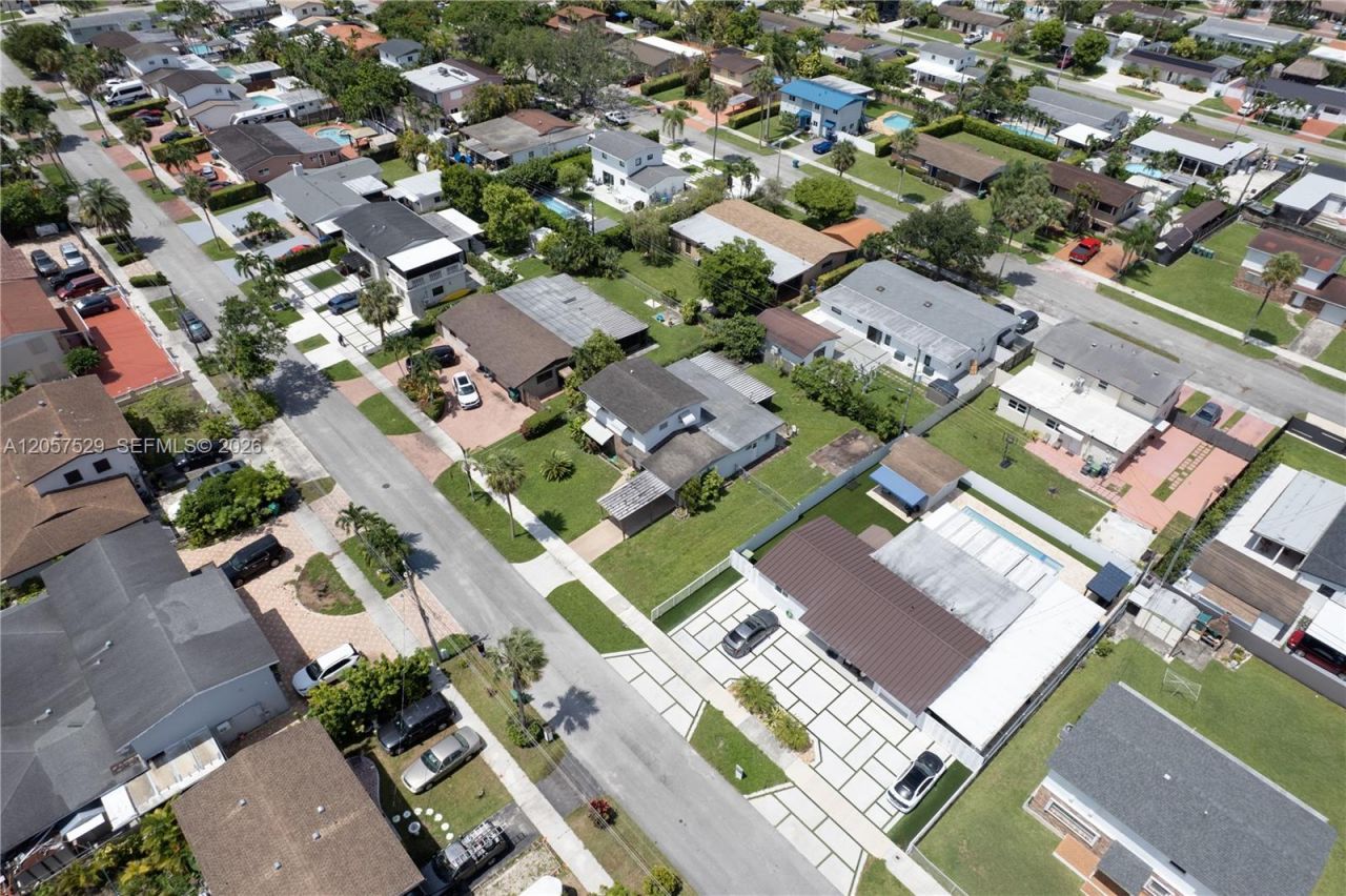 2322 SW 128th Ave, Miami, FL 33175 Photo
