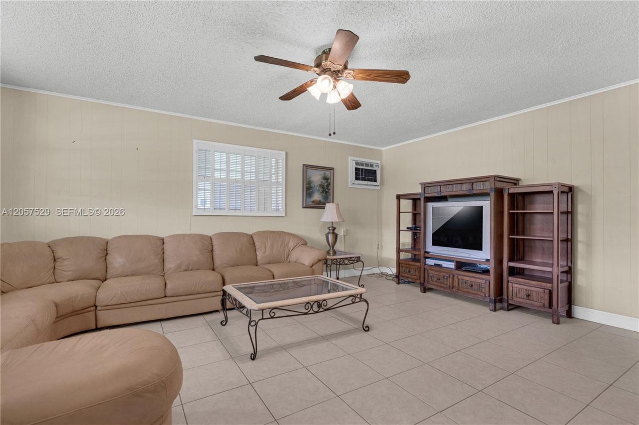 2322 SW 128th Ave, Miami, FL 33175 Photo