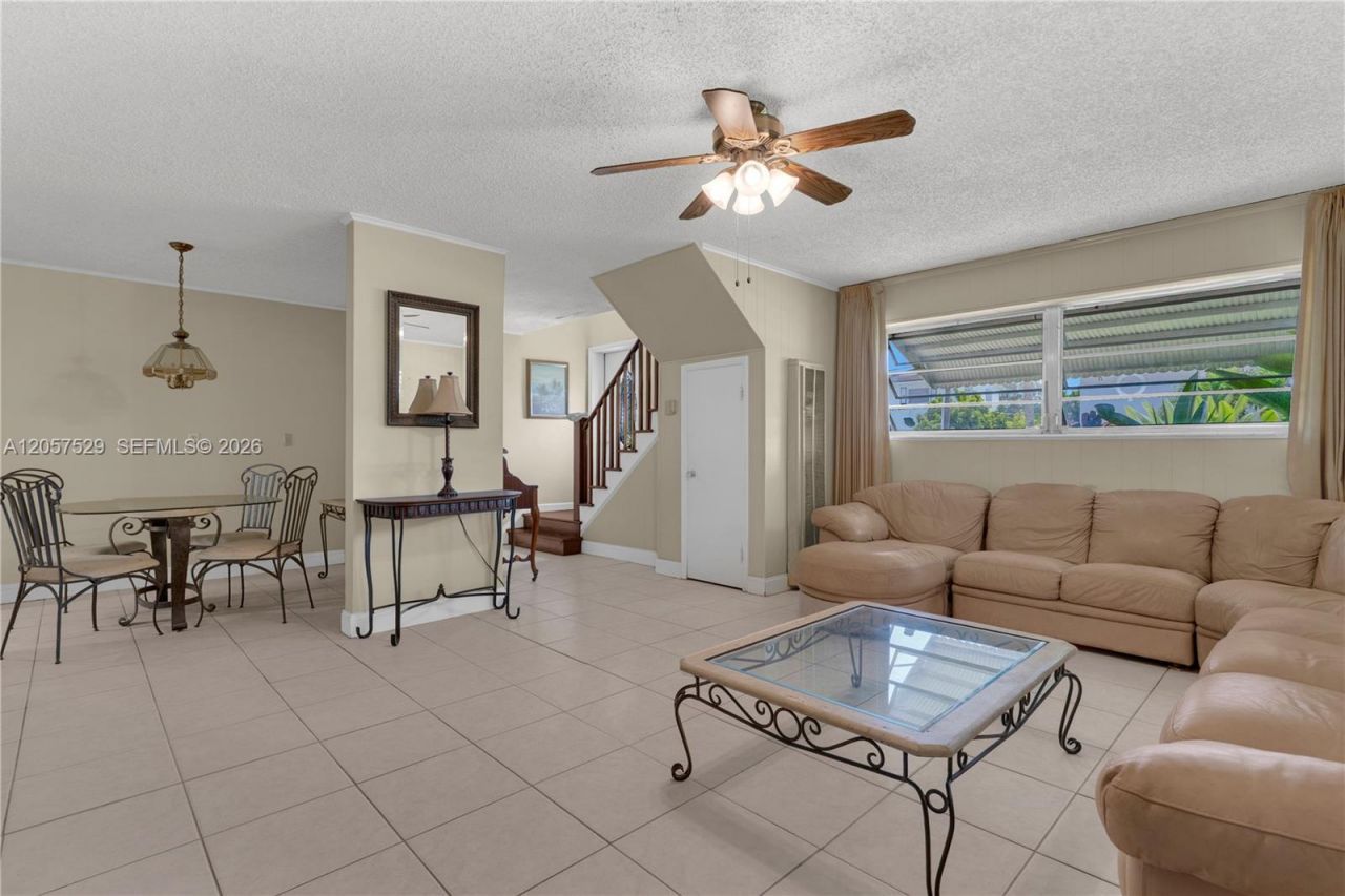 2322 SW 128th Ave, Miami, FL 33175 Photo