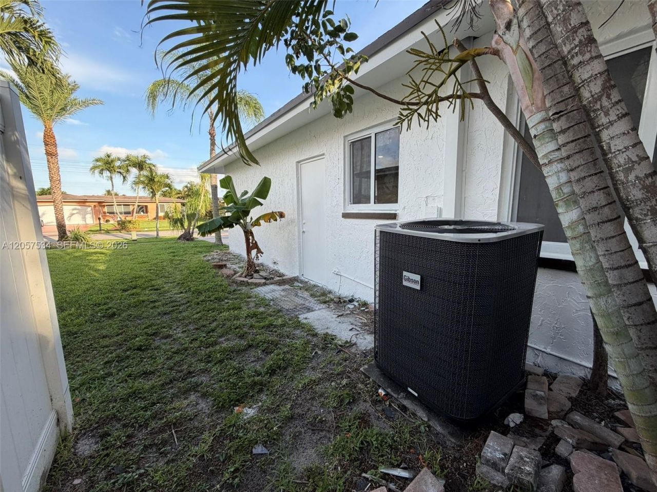 2210 NW 93rd Ave , Pembroke Pines, FL 33024 Photo