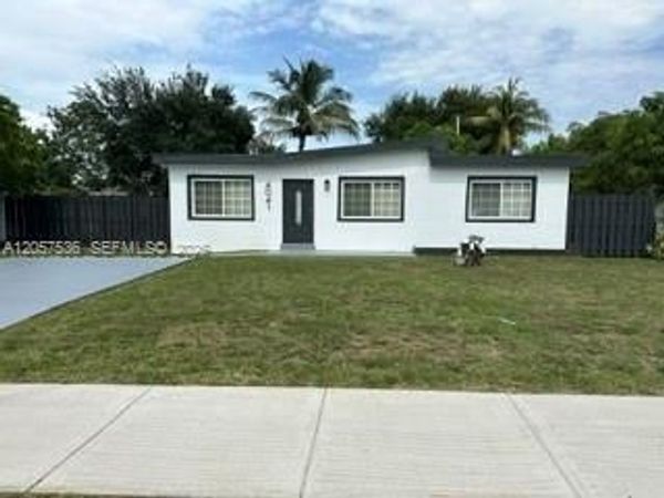 4041 SW 59th Ave , West Park, FL 33023