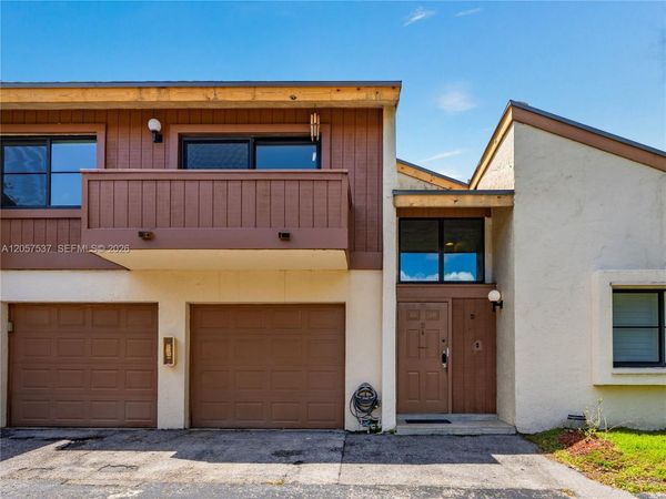 11549 SW 109th Rd , Unit 27D, Miami, FL 33176