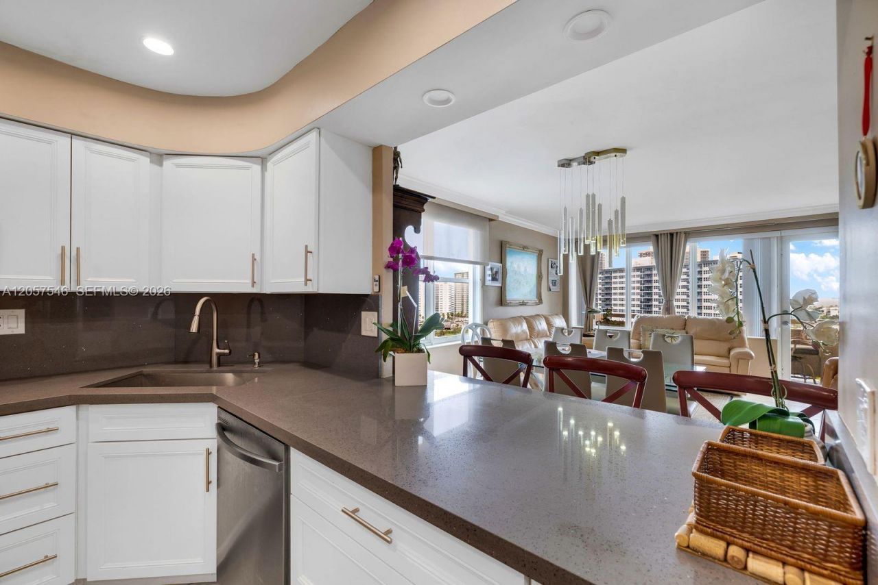 3200 NE 36th St, Unit 1216, Fort Lauderdale, FL 33308 Photo