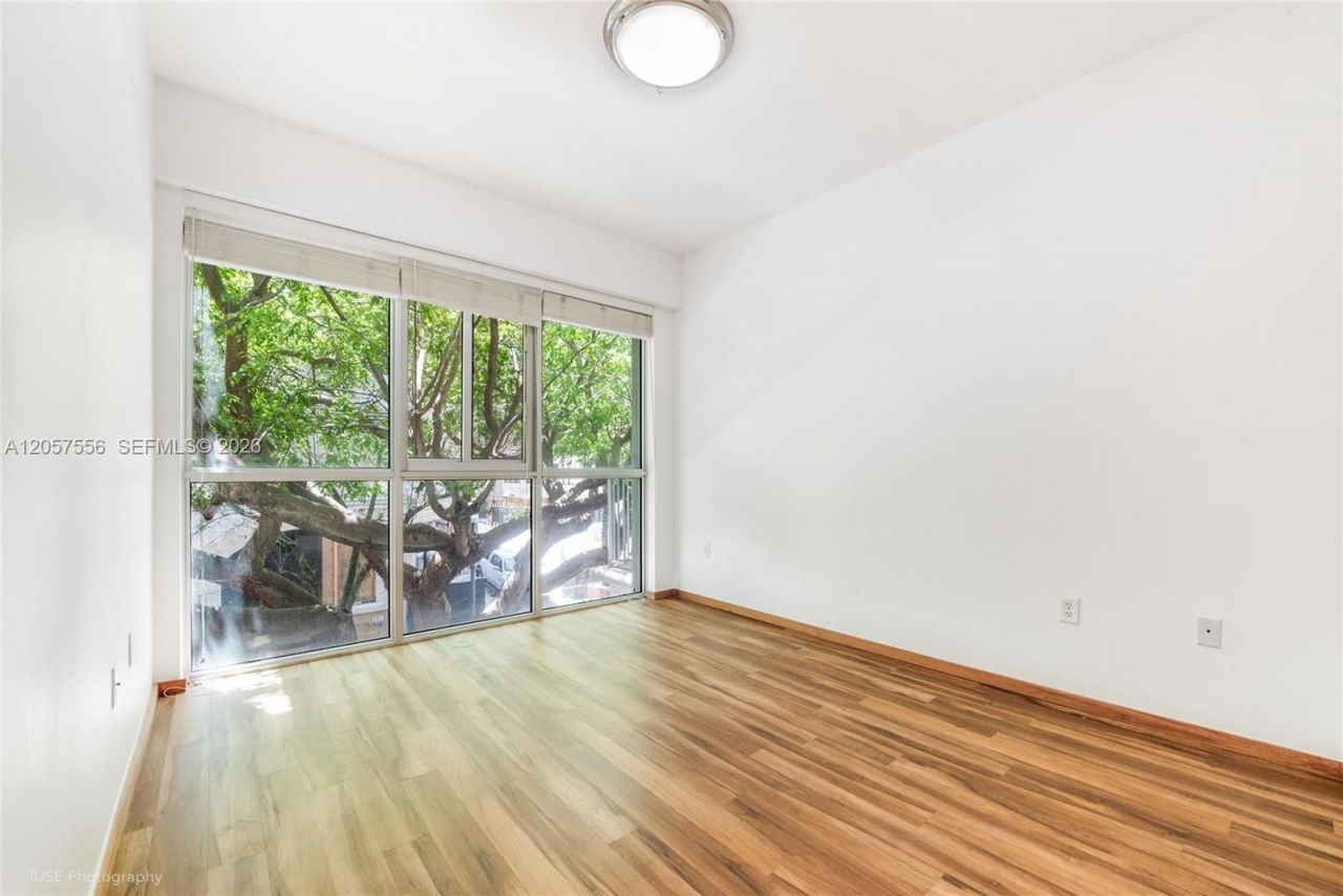 3333 Rice St , Unit 203, Miami, FL 33133 Photo