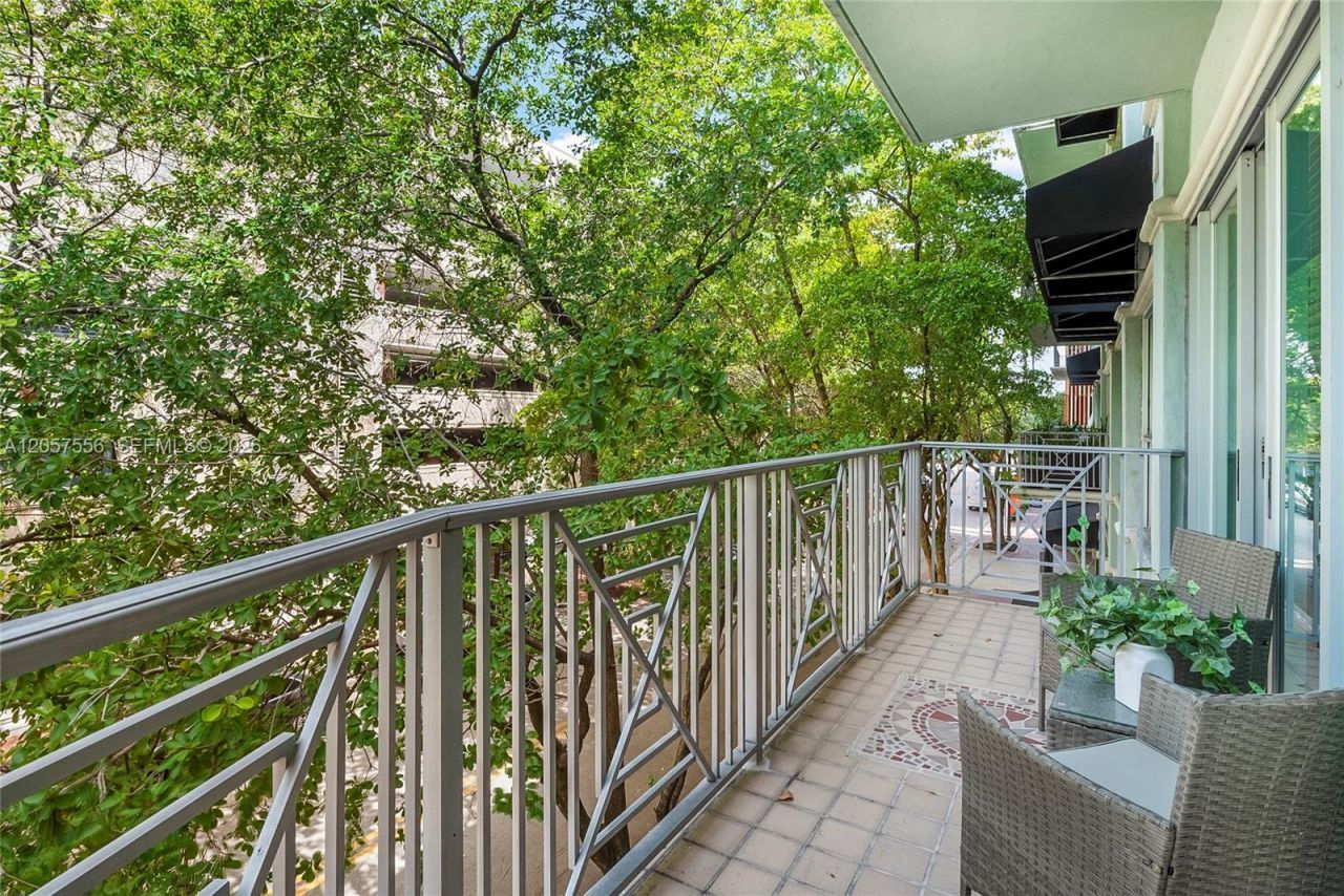 3333 Rice St , Unit 203, Miami, FL 33133 Photo