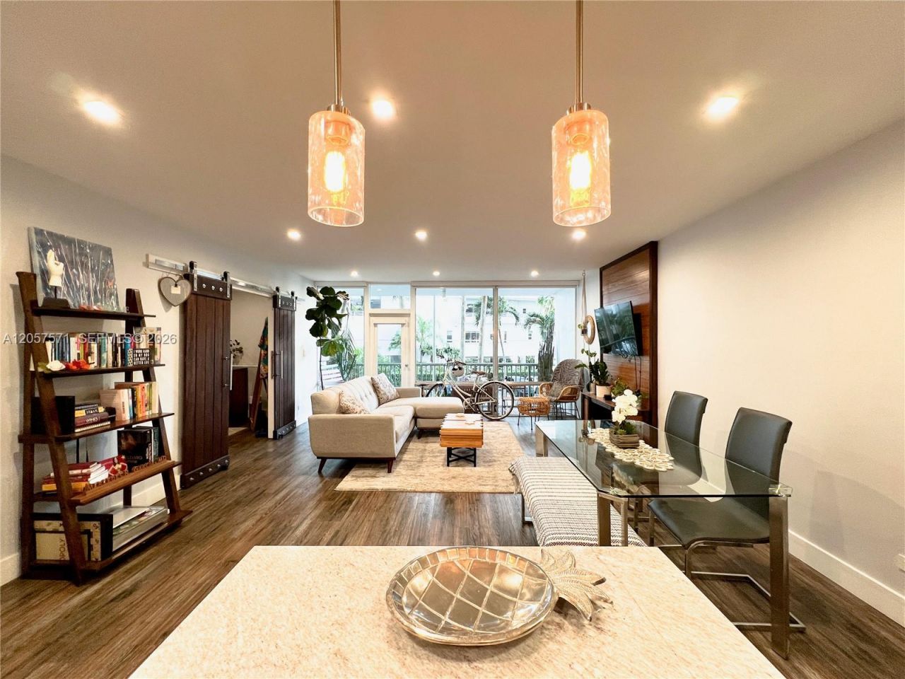 1408 Brickell Bay Dr , Unit 212, Miami, FL 33131 Photo