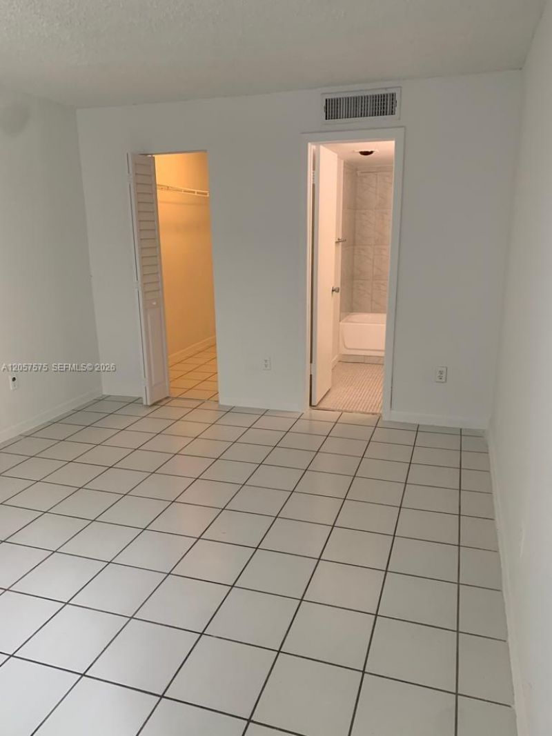 14221 N Kendall Dr , Unit 110C, Miami, FL 33186 Photo