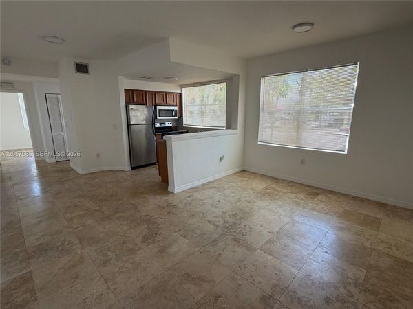 953 SW 10th St, Unit 1, Miami, FL 33130