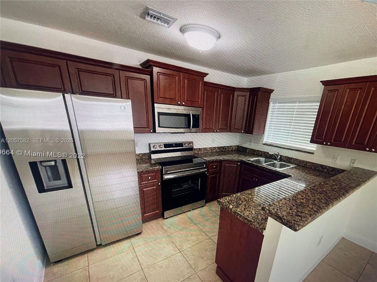 5881 NW 32nd Ave , Unit 5881, Miami, FL 33142 Photo