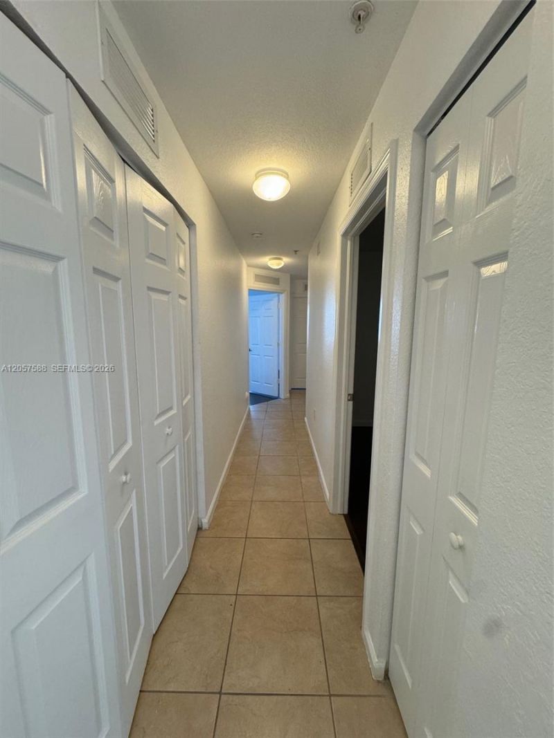 11601 NW 89 St, Unit 106, Doral, FL 33178 Photo