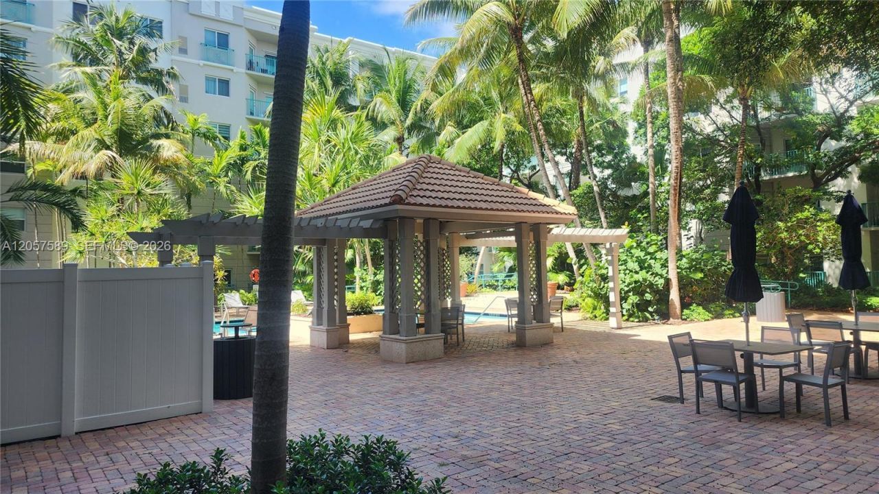 6001 SW 70th St, Unit 155, South Miami, FL 33143 Photo