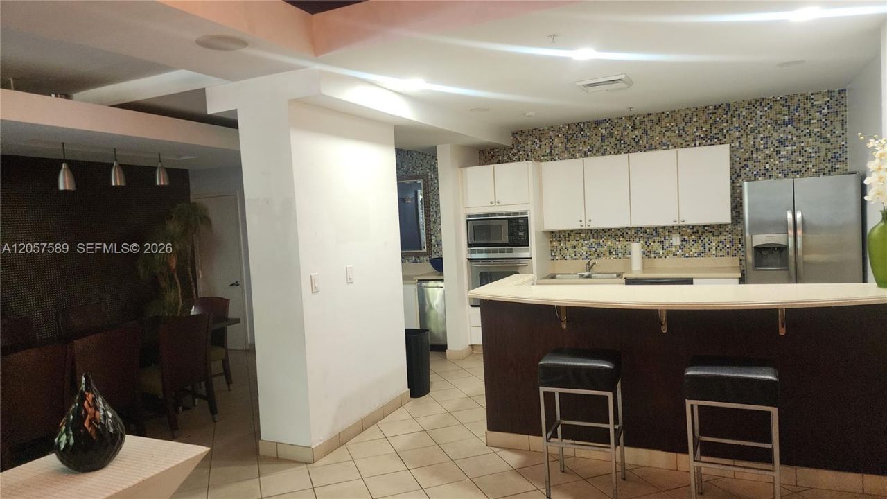 6001 SW 70th St, Unit 155, South Miami, FL 33143 Photo