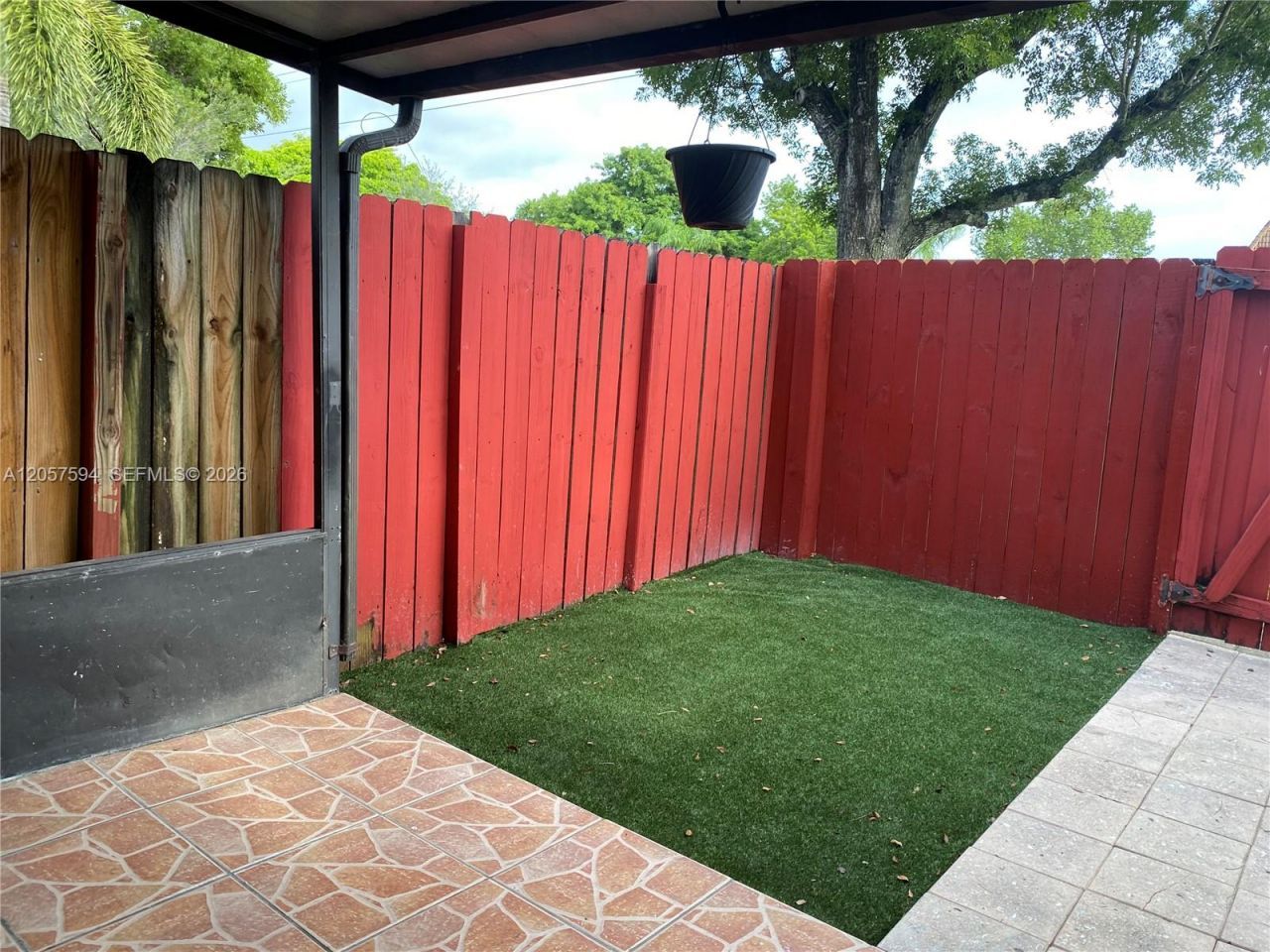 10537 NW 8th St , Pembroke Pines, FL 33026 Photo