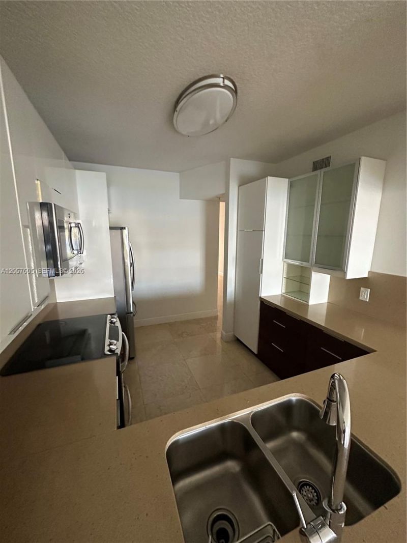 10730 NW 66th St , Unit 109, Doral, FL 33178 Photo