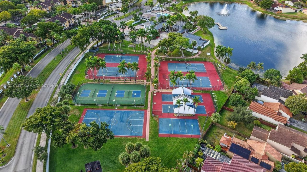 6641 NW 174th Ter, Unit 6641, Hialeah, FL 33015 Photo