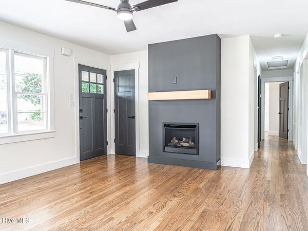 1710 N Poplar Street , Aberdeen, NC 28315