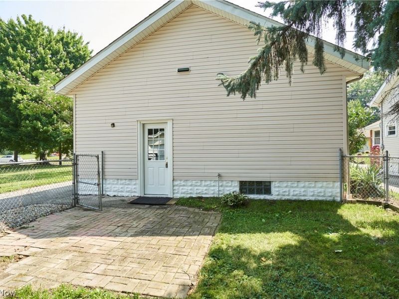 1250 Herberich Avenue, Akron, OH 44301 Photo 16
