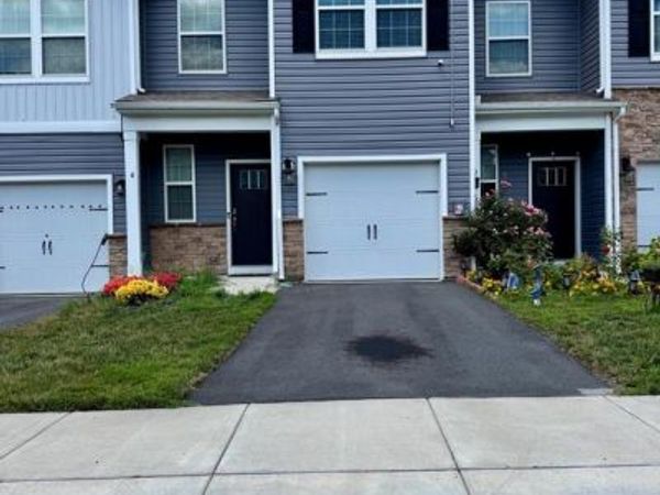 4 PEREGRINE WAY, BURLINGTON, NJ 08016