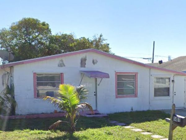 1481 W 32ND Street, Riviera Beach, FL 33404