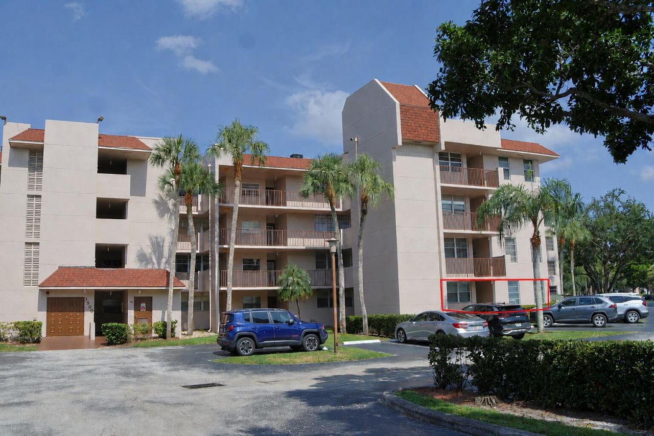 1900 Sabal Palm Drive, Unit 106, Davie, FL 33324 Photo