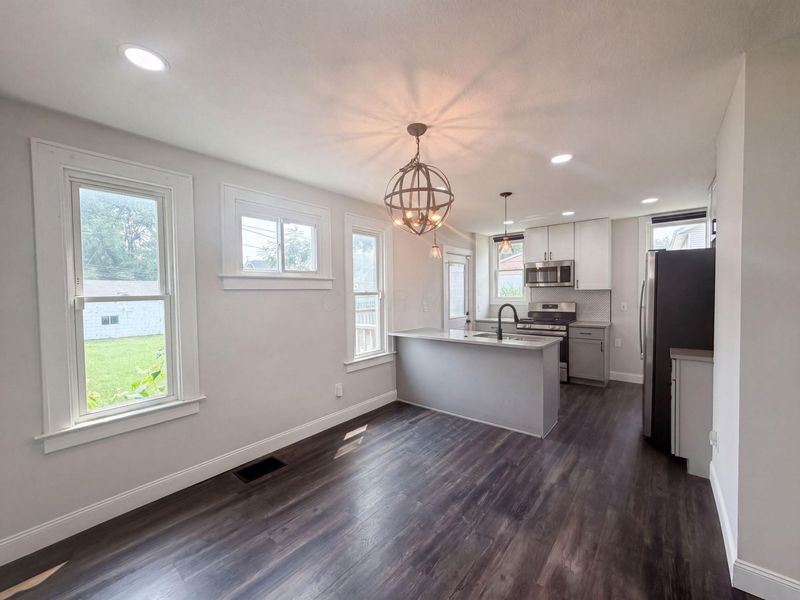 965 Stewart Avenue , Columbus, OH 43206 Photo 6