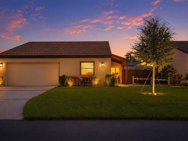3615 GLEN OAKS MANOR DRIVE , SARASOTA, FL 34232