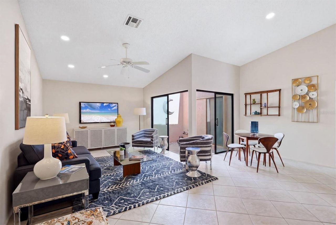 3615 Glen Oaks Manor Drive , Sarasota, FL 34232 Photo