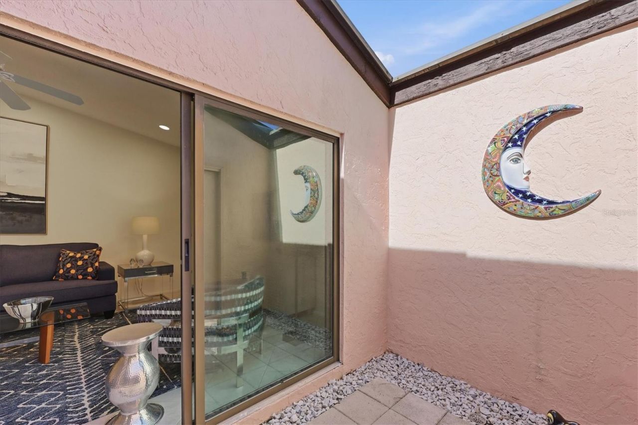 3615 Glen Oaks Manor Drive , Sarasota, FL 34232 Photo
