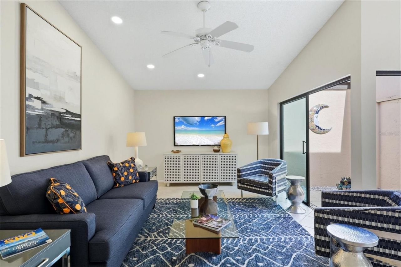 3615 Glen Oaks Manor Drive , Sarasota, FL 34232 Photo
