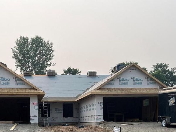 1003 CHARLES WRIGHT DRIVE, Waupaca, WI 54981