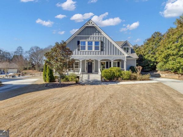 110 Sparrows Cove, Fayetteville, GA 30215