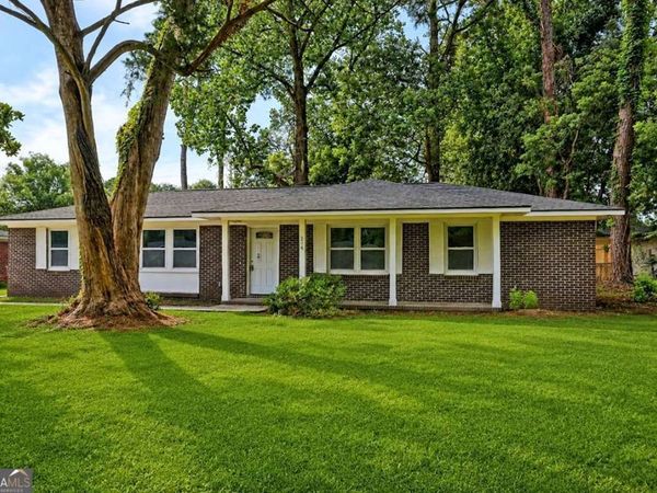 206 Paradise Drive, Savannah, GA 31406