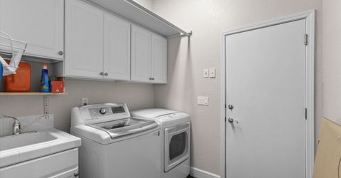 6170 Axis Drive, Sparks, NV 89436 Photo