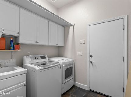 6170 Axis Drive, Sparks, NV 89436 Photo