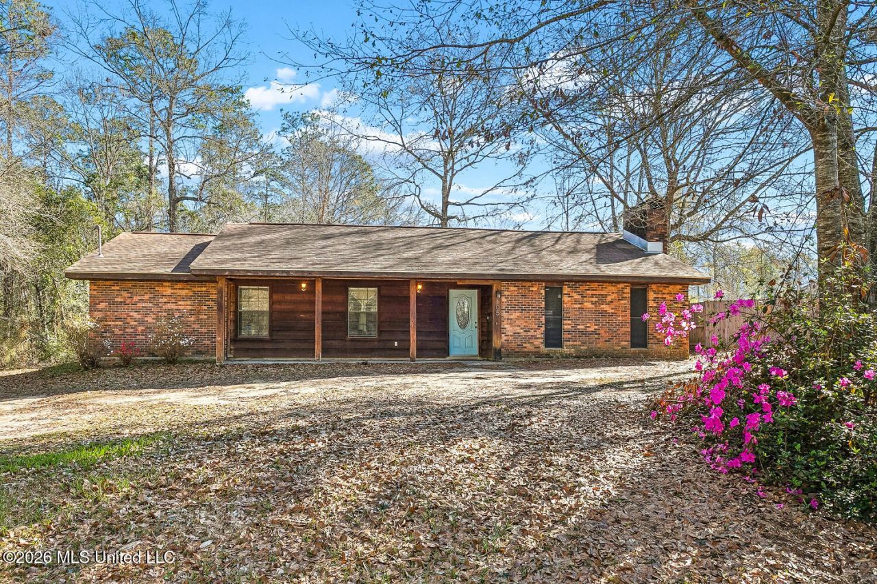 105 Brookhollow Drive, Carriere, MS 39426 Main Photo
