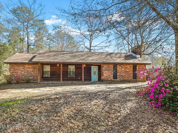 105 Brookhollow Drive, Carriere, MS 39426