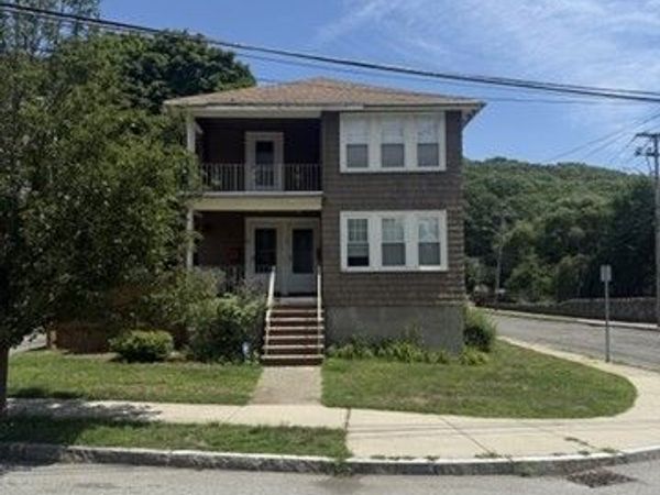 1-3 Linwood Ave, Unit 3, Melrose, MA 02176
