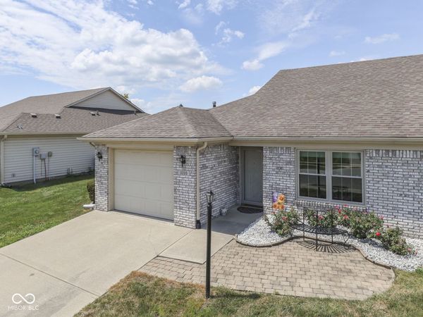 1999 Flamingo Way, Franklin, IN 46131